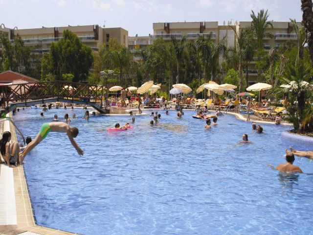 Ohtels Vila Romana 萨洛 外观 照片